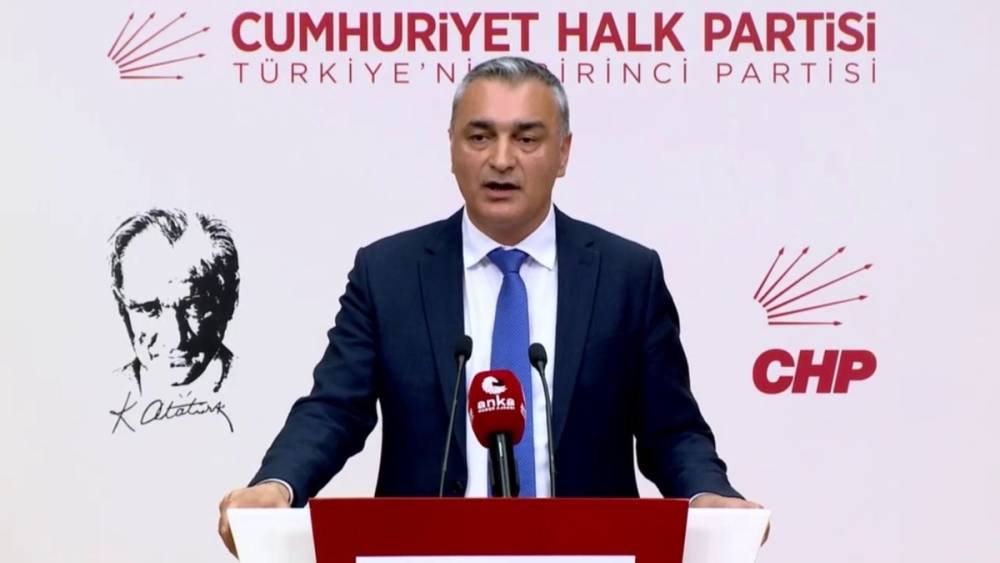 CHP&rsquo;de 26 il y&ouml;netimi g&ouml;revden alındı 