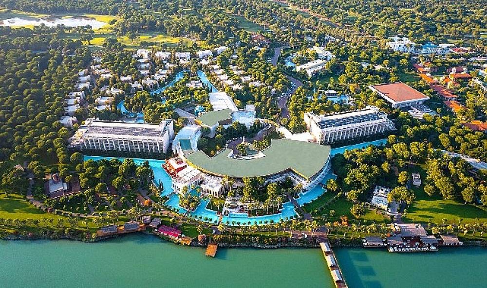 M&uuml;ziğin yıldızları bu bayramda Gloria Hotels & Resorts'ta sahne alıyor