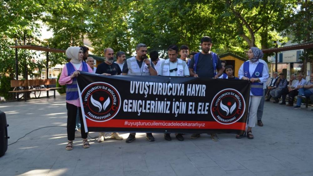 Uyuşturucu ile M&uuml;cadele Federasyonu: &lsquo;Hi&ccedil;bir gencimizi uyuşturucunun karanlığına teslim etmeyeceğiz&rsquo; 