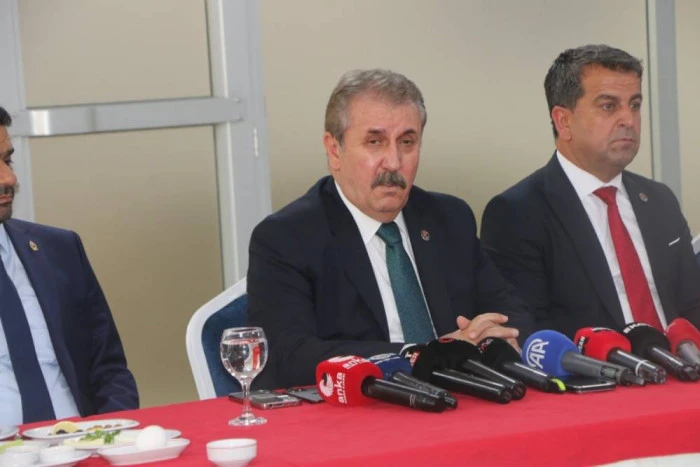 Destici Adıyaman&rsquo;da: &lsquo;Cumhur İttifakı&rsquo;nın iyi niyetinden ş&uuml;phemiz yok ama karşımızdakilere g&uuml;venmiyoruz&rsquo;  - Videolu Haber