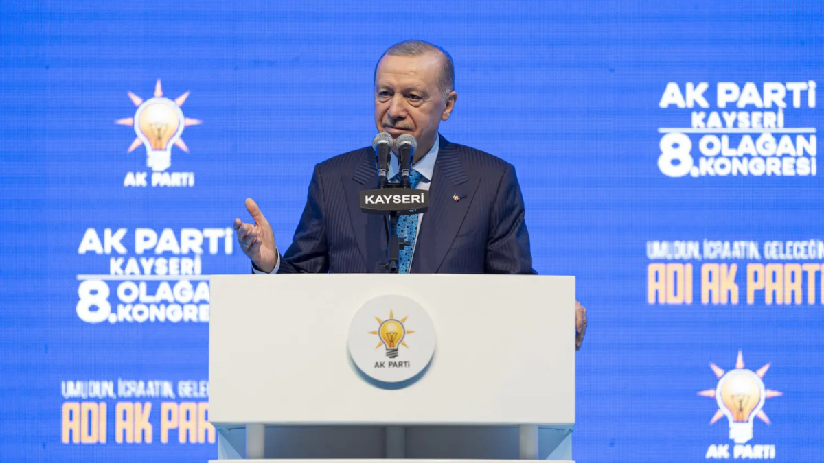 Erdoğan: “o silahlar gönüllü olarak bırakılacak ya da cebren bıraktırılacak.”