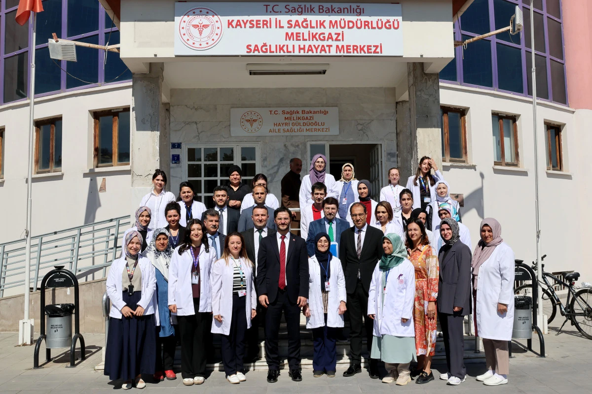 Halk Sağlığı Genel M&uuml;d&uuml;r&uuml; Demirkol Kayseri&rsquo;de Sağlık Tesislerini Ziyaret Etti