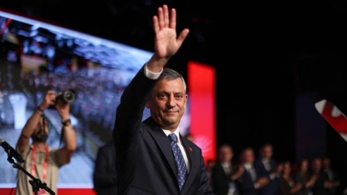 &Ouml;zg&uuml;r &Ouml;zel: &lsquo;Ekrem İmamoğlu&rsquo;nun Cumhurbaşkanı adayı olamaması durumunda, en kuvvetli aday Mansur Yavaş olarak g&ouml;r&uuml;n&uuml;yor&rsquo; 